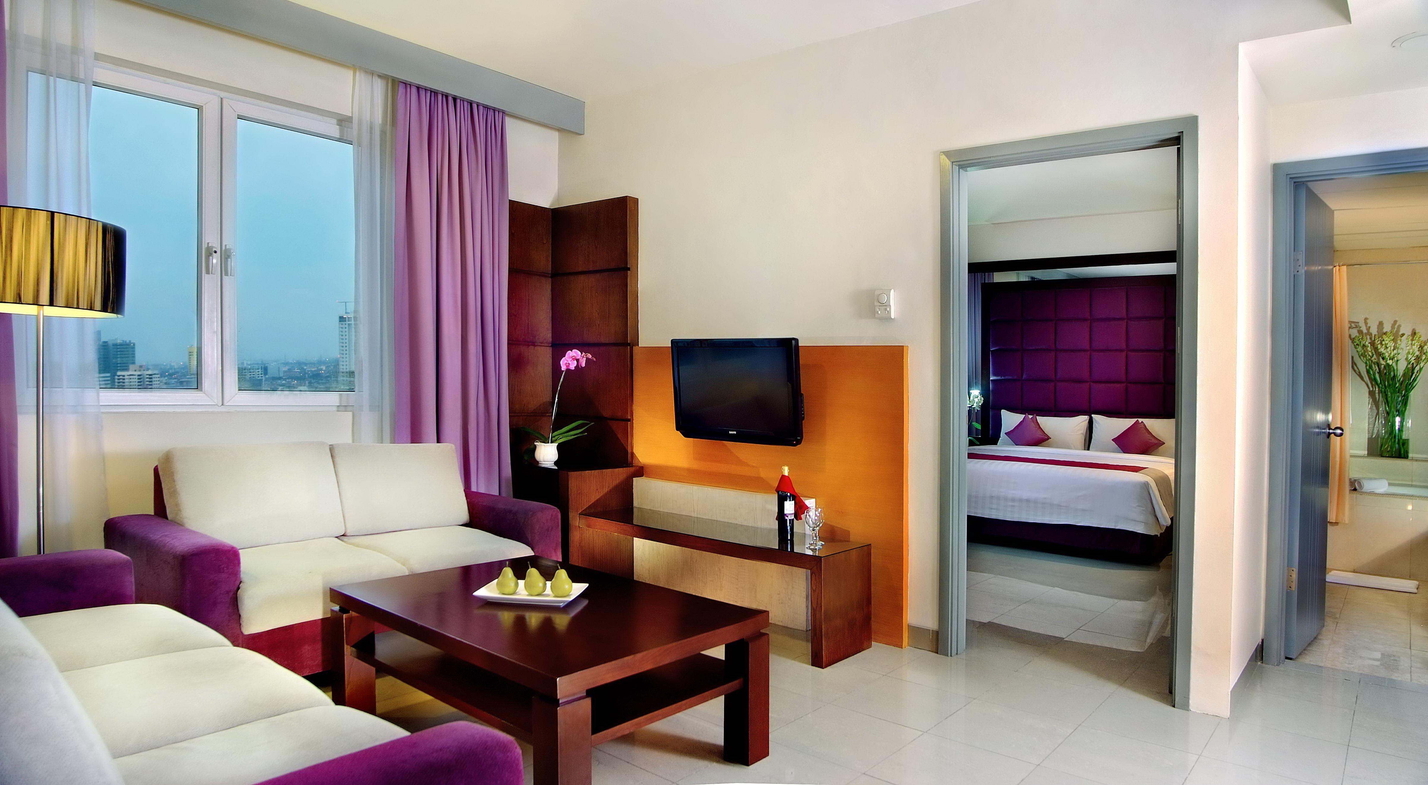 Royal Palm Hotel & Conference Center Cengkareng Jakarta Exterior foto